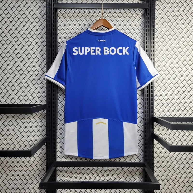 Domácí dres FC Porto 2025