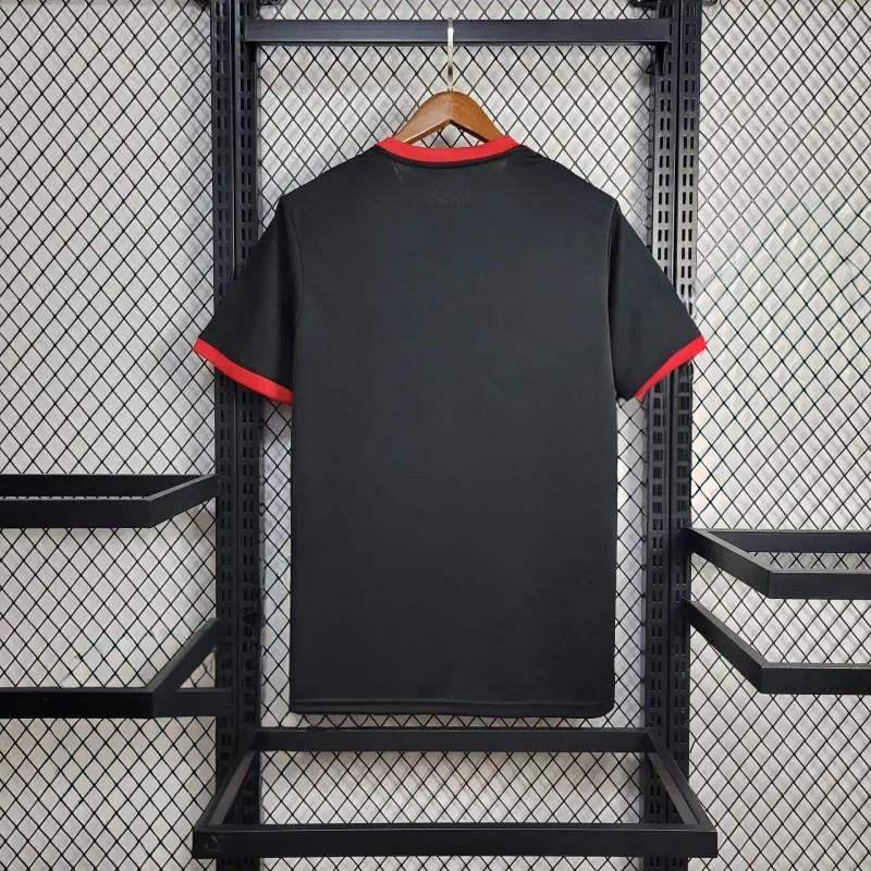 Camiseta limitada do Japão "Goku" 2024