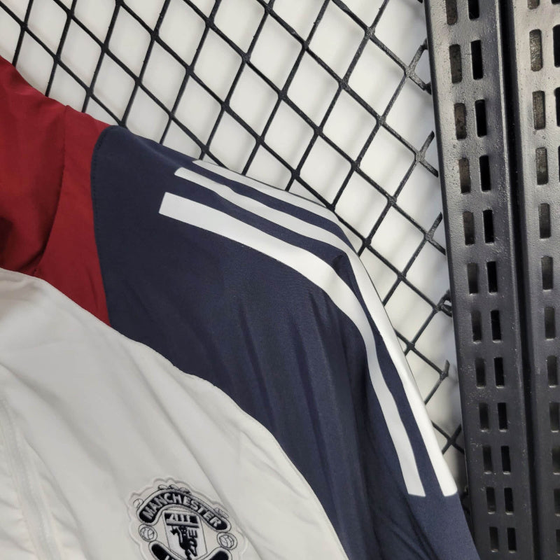 Manchester United větrovka