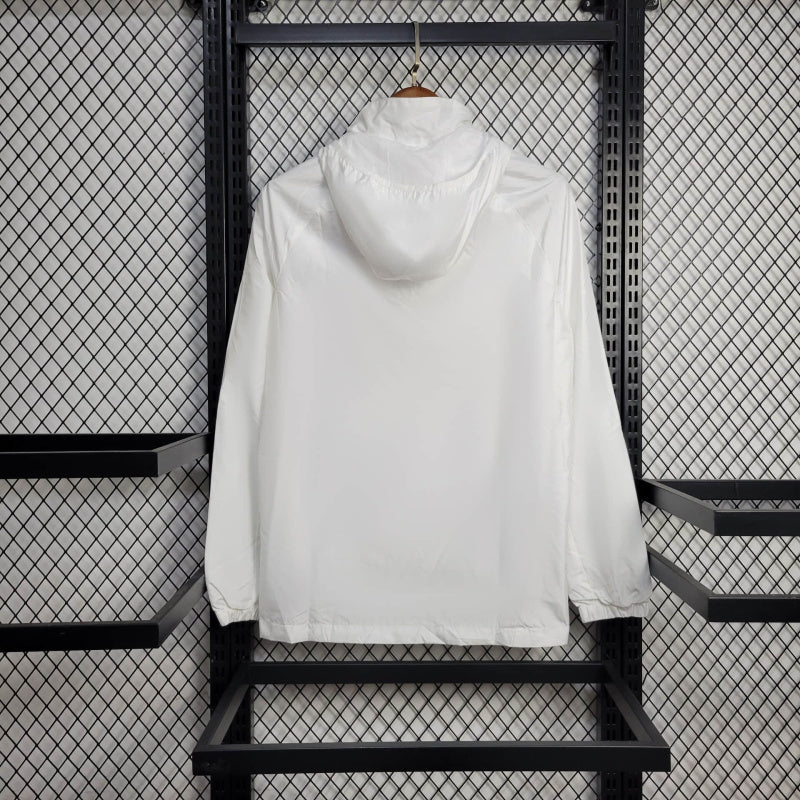 Jaquetas corta-vento do Real Madrid