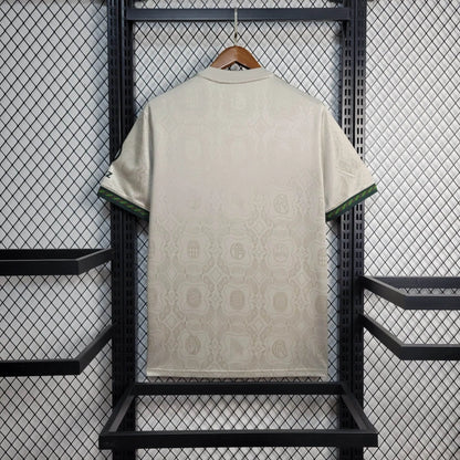 Bayern München 2025 "Oktoberfest" -erikoispainospaita