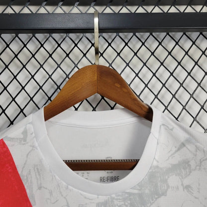 Třetí dres Manchesteru City 2025