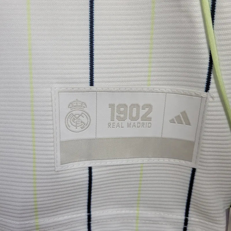 Camisa de edição limitada do Real Madrid 2025