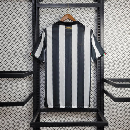 Camisa titular da Juventus 2010
