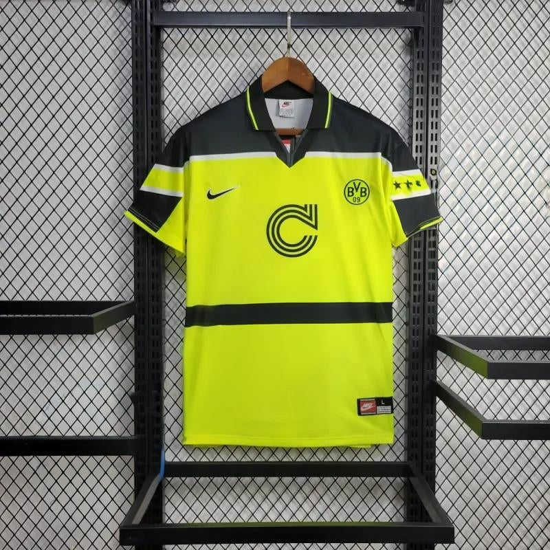 Domácí dres Borussia Dortmund 1995