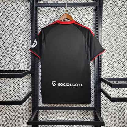 Sevilla 2025 vieraspaita