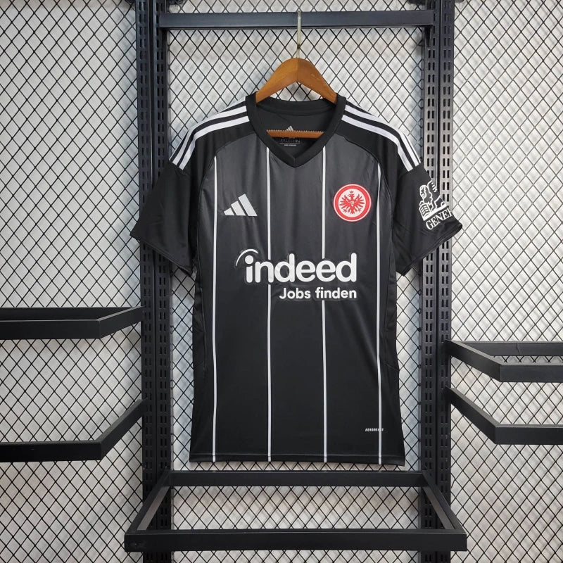Eintracht Frankfurt 2025 neljäs paita