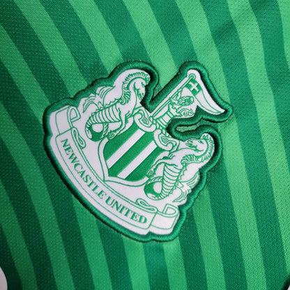 Newcastle Unitedin 2025 vieraspaita