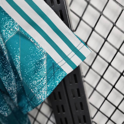 Camisa fora de casa da Alemanha 1990