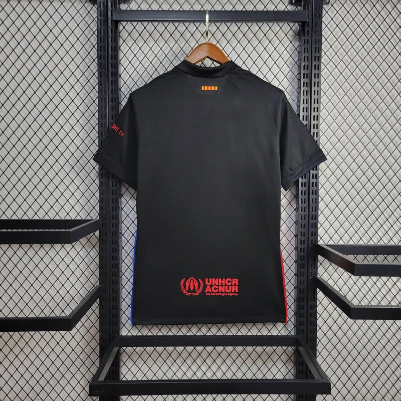 Limitovaná edice dresu FC Barcelona 2025 „Stüssy”