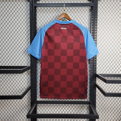 Koszulka domowa Aston Villa 2010