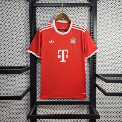 Bayern München 2024 -erikoispainospaita