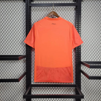 Čtvrtý dres Manchester City 2025