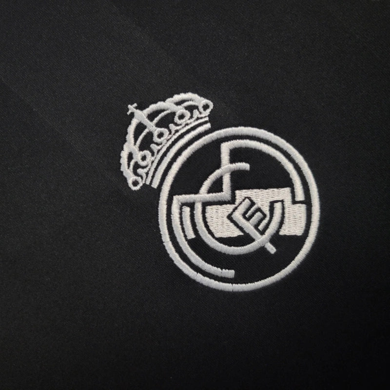 Čtvrtý dres Realu Madrid 2025