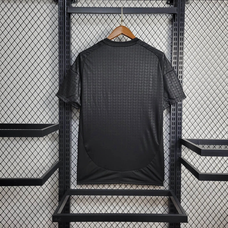 Camisa de edição limitada do Real Madrid 2025