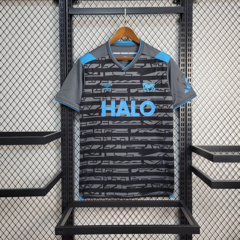 Trzecia koszulka Ipswich Town 2025