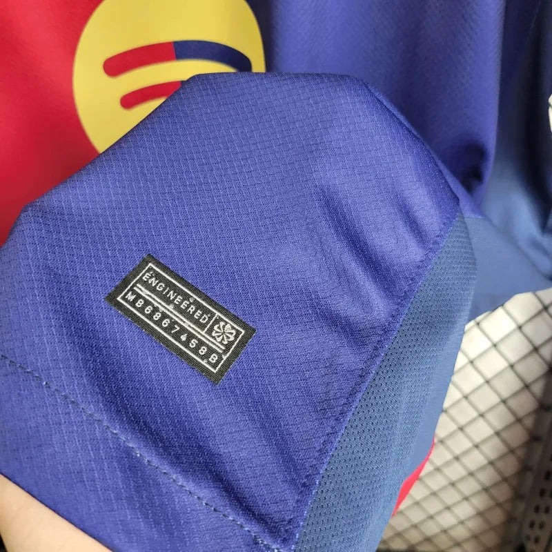 Camisa principal do FC Barcelona 2024